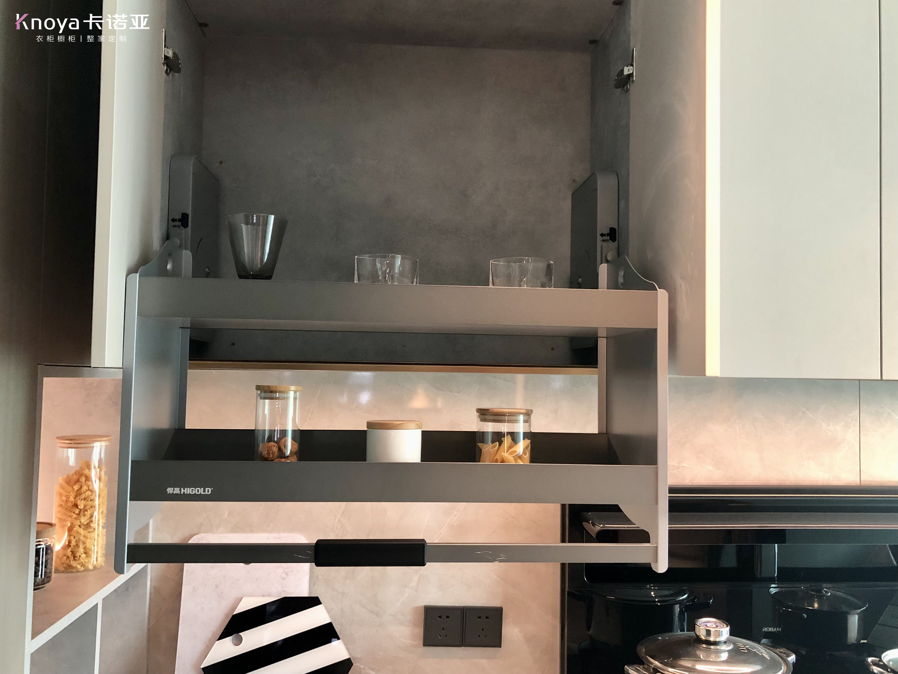 吊櫃升降機 吊櫃升降機